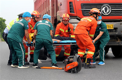 永吉沛县道路救援